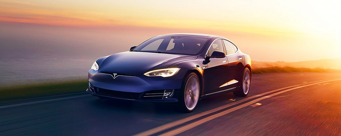 Elon Musk robotları suçladı