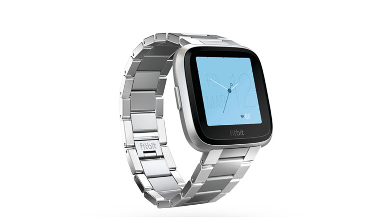 fitbit versa storage capacity