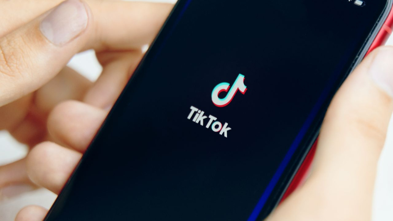 TikTok will age-restrict some videos - GEARRICE