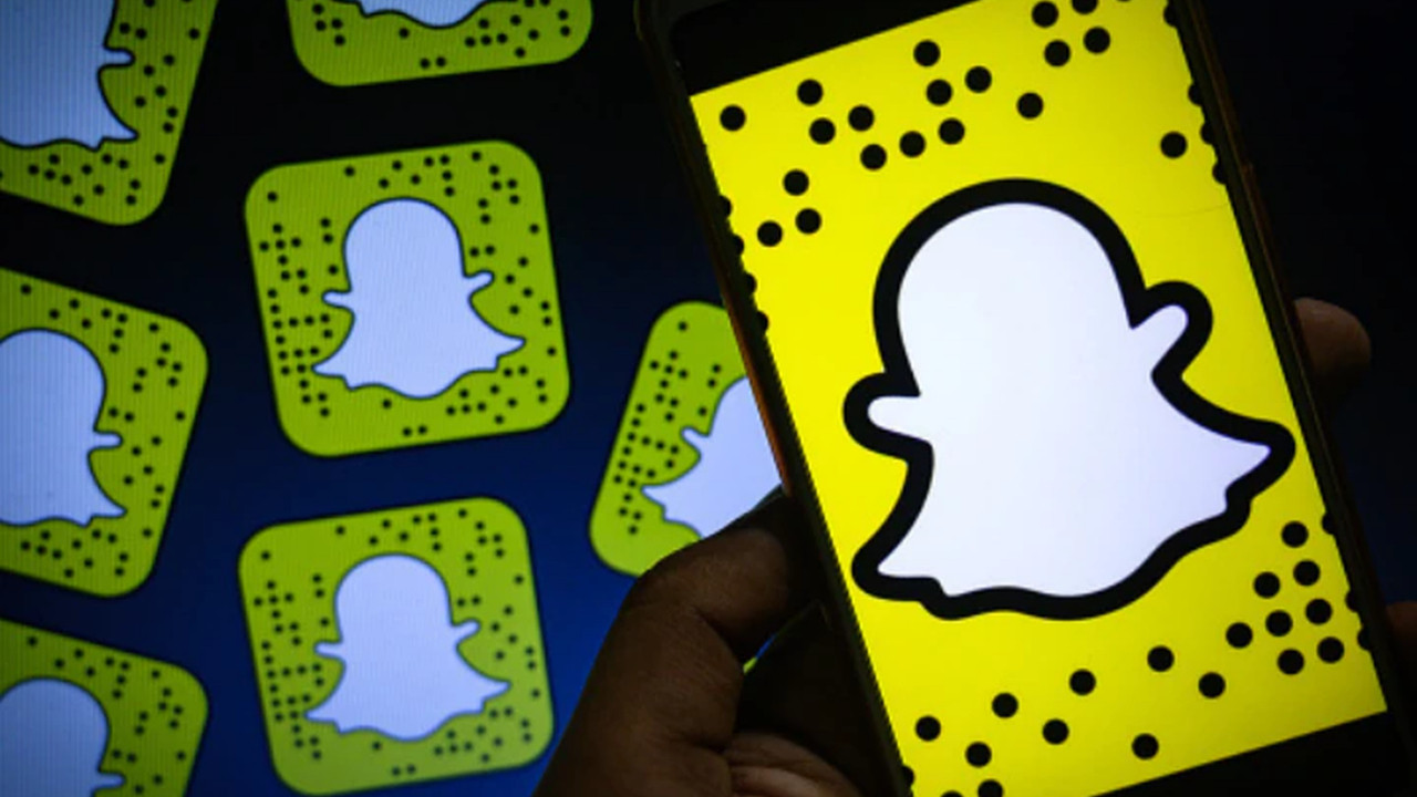 Snapchat is experiencing serious revenue problems