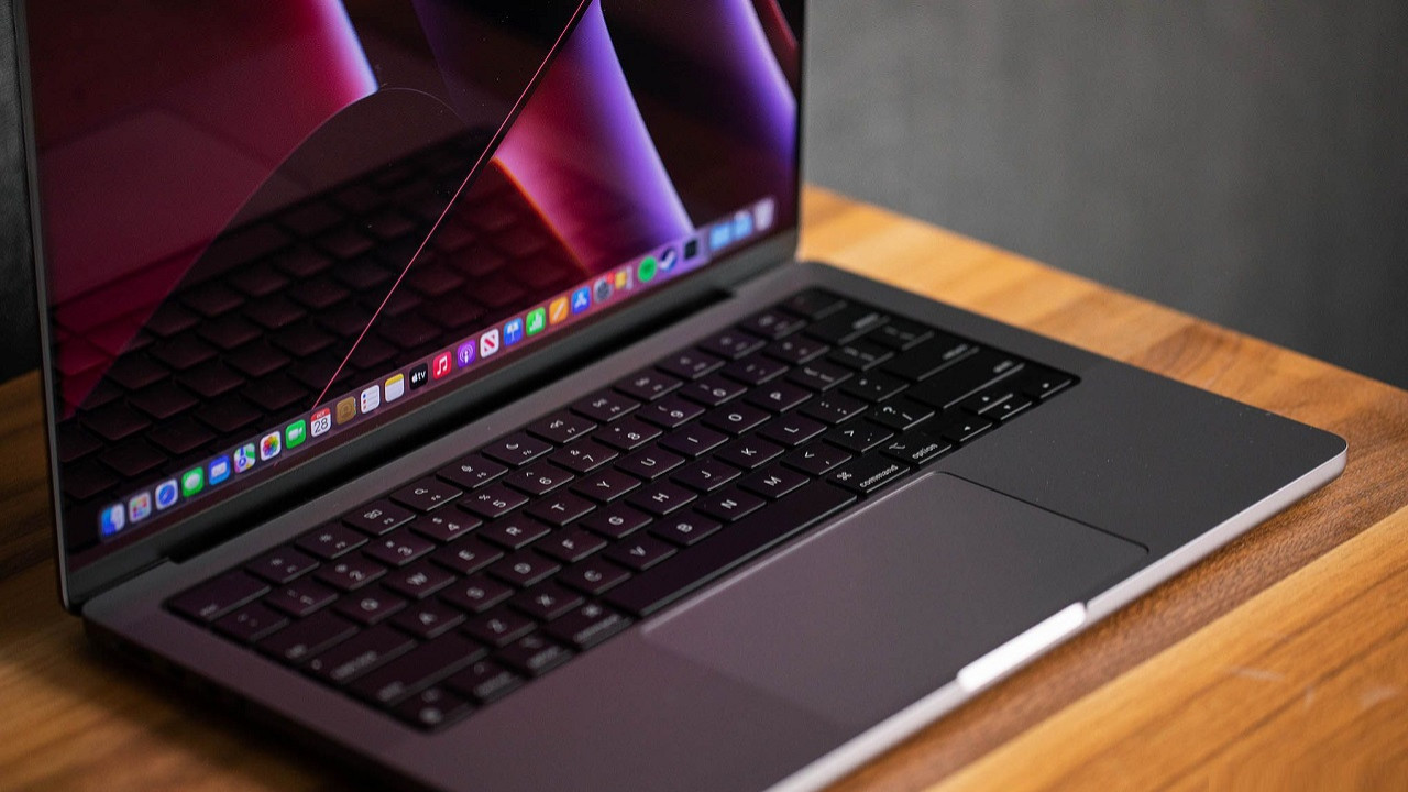 The best laptops you can buy for minimum wage!