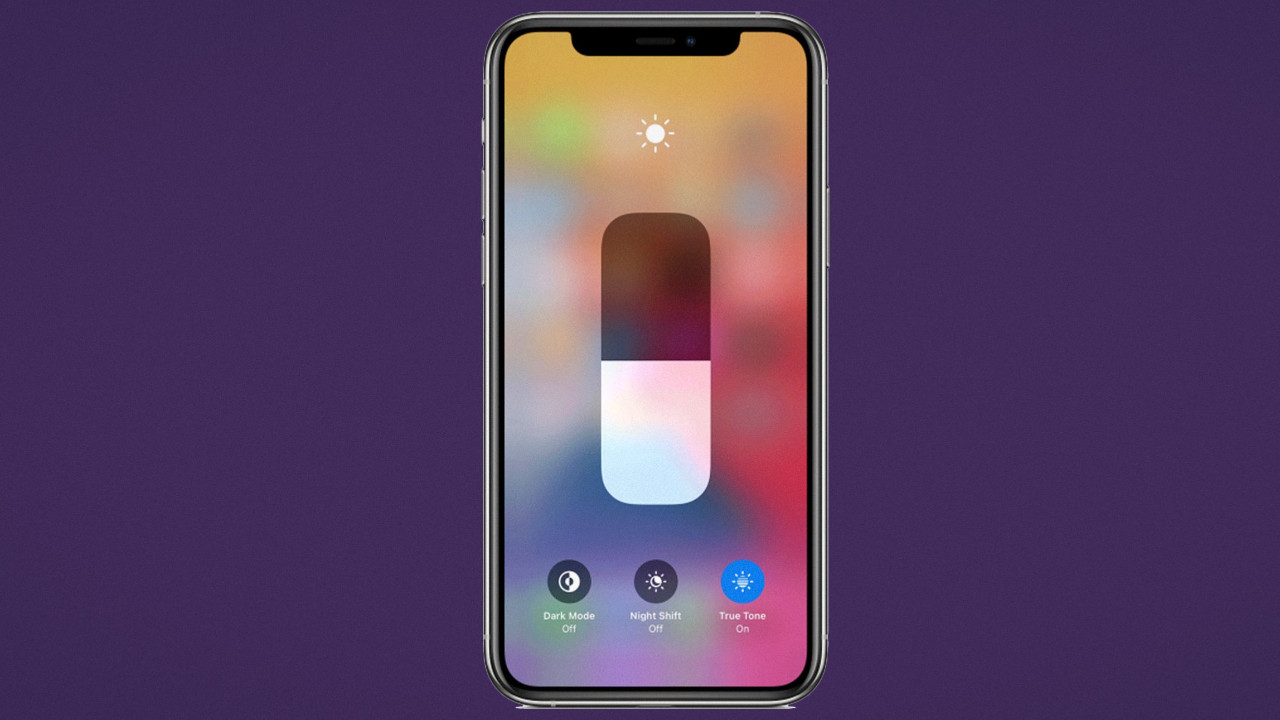 You must use your phone in night mode! Okay but why? Gearrice