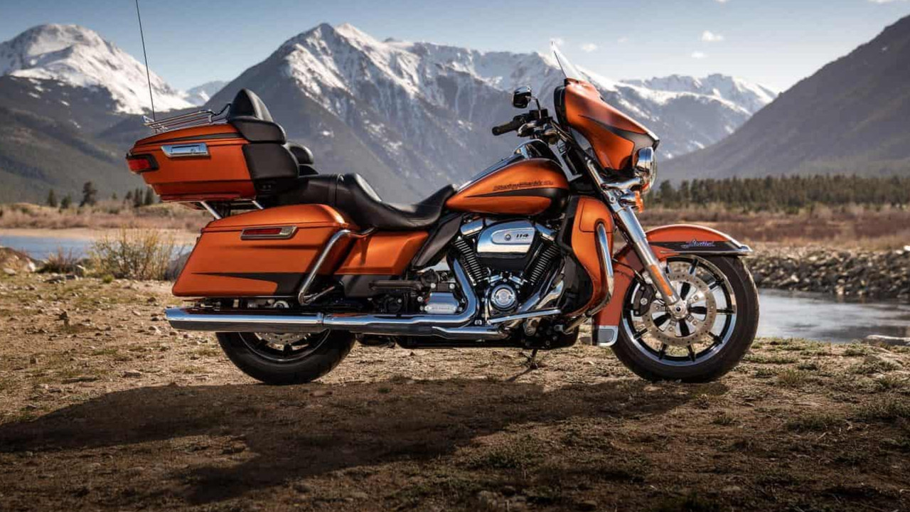 Top 10 touring bikes for longdistance adventures! Gearrice