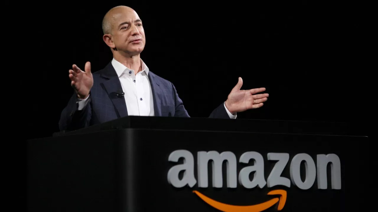 Jeff Bezos Will Donate His $124 Billion Fortune! - Gearrice