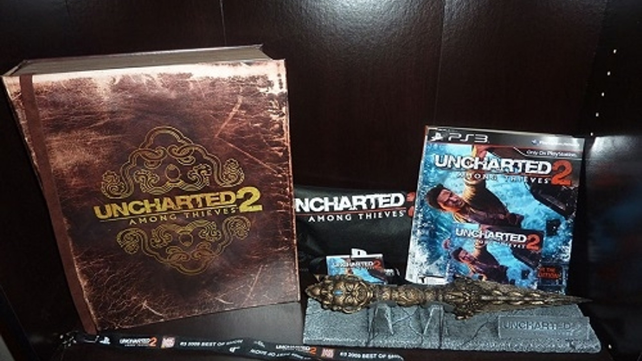 Купить thief collection купить. Коллекционка анчартед 2. Uncharted 2 among Thieves Collectors Edition. Uncharted 2 Fortune Hunter Edition. Uncharted коллекционное издание.