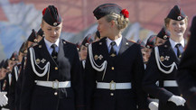 Rusya'nın fenomen kadın polisleri!