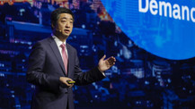 Huawei CEO'su: Kısıtlamalar teknolojiye ve ticarete zarar veriyor