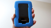 Darbelere dayanıklı depolama cihazı: ADATA HD330 (video)