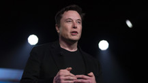 Elon Musk, dünyanın en zengin insanı unvanını kaybetti!