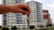 Ev sahipleri kiracıya para veriyor! Sonunda bu da oldu!