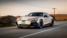 2025 Audi E-Tron GT gücü ve menziliyle şaşırttı