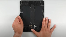 iFixit yeni M4 iPad Pro’nun pilini daha kolay değiştirmeyi sağlıyor