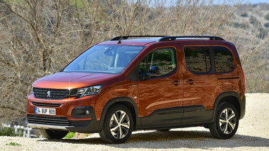 Yeni Peugeot RIFTER Türkiye fiyatı belli oldu