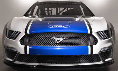 İşte karşınızda 2019 Ford Mustang Monster Energy NASCAR!
