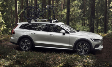 Volvo V60 Cross Country konforu hissettirecek!