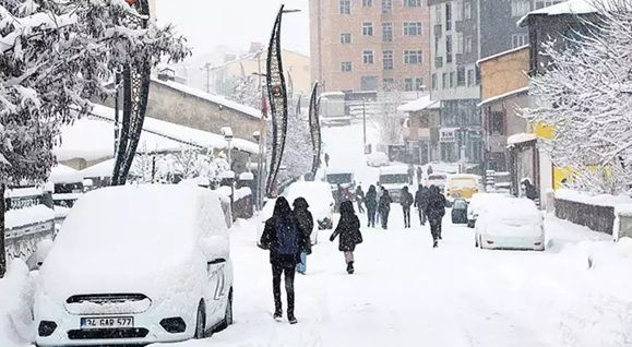 AKOM uyardı, öğrenciler yaşadı Salı okullar tatil olabilir - Resim: 1