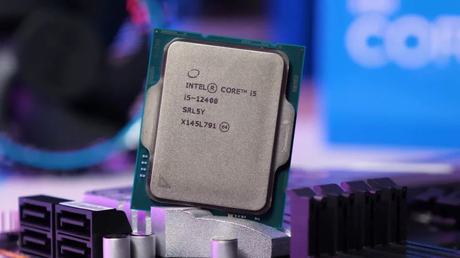 Intel yeni nesil işlemcileri ile sıkıntı yaşıyor!