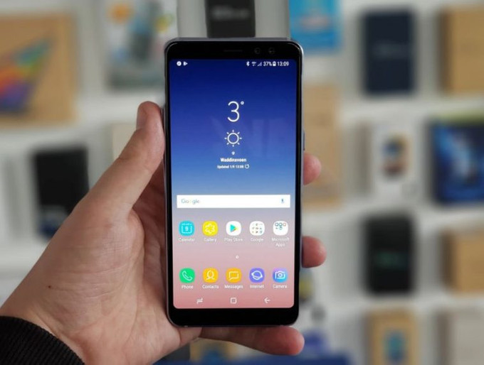 Galaxy A8 (2018) için yeni güncelleme - Resim : 1