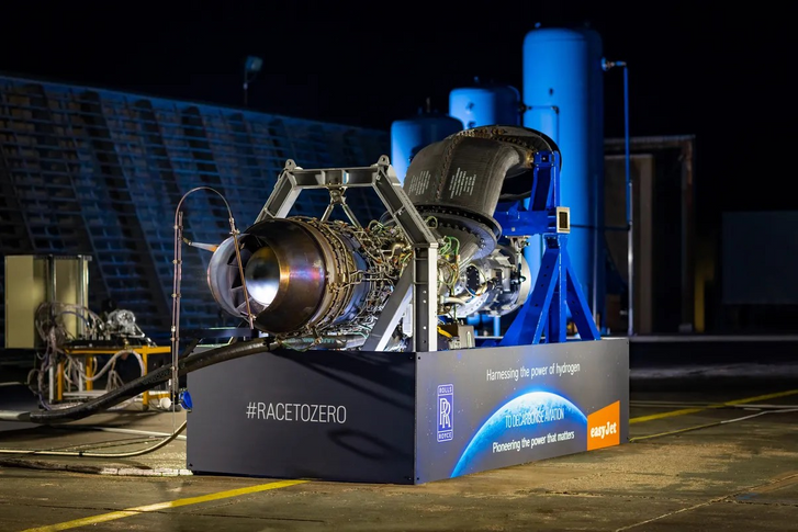 Dünyanın İlk Hidrojen Jet Motoru  Denemesi Başarılı Oldu - Resim : 1