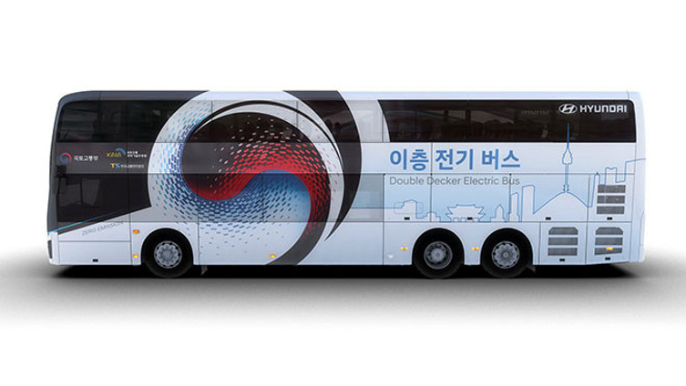 Hyundai ilk elektrikli çift katlı otobüsünü tanıttı - Resim : 2