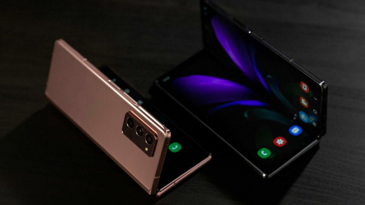 Bu telefon ocağa incir ağacı diker: Galaxy Z Fold 3 - Resim : 1