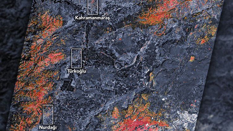 The great earthquake was viewed from space!  Here is the before and after... - Picture : 2