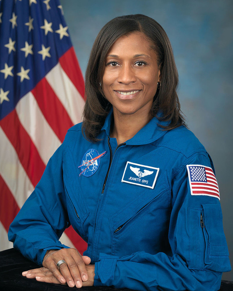 ISS'de yaşayacak ilk siyahi kadın olacak! - Resim : 1