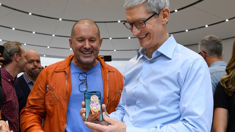 Apple'ın efsanevi tasarımcısı Jony Ive yeniden iş başına dönüyor