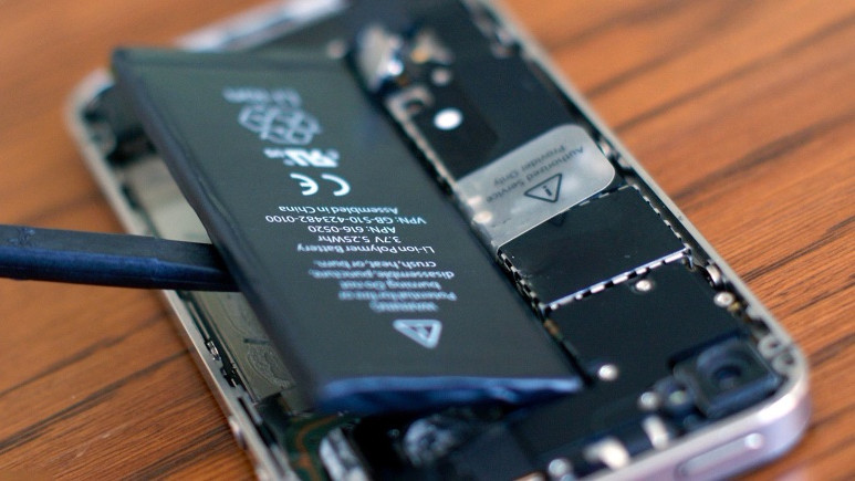 iPhone'un yavaşlama sebebi batarya olabilir!