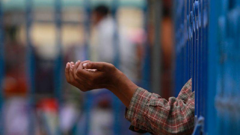 Çin'de dilenciler QR kodla bağış kabul ediyor