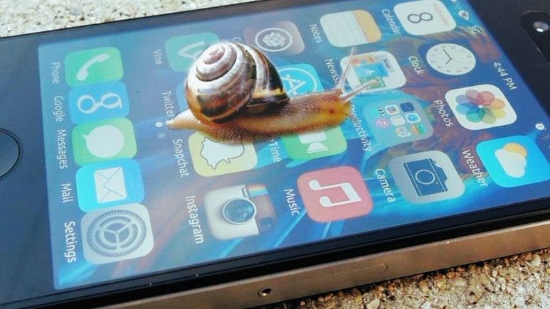 Tüm iPhone modelleri yavaşladı!