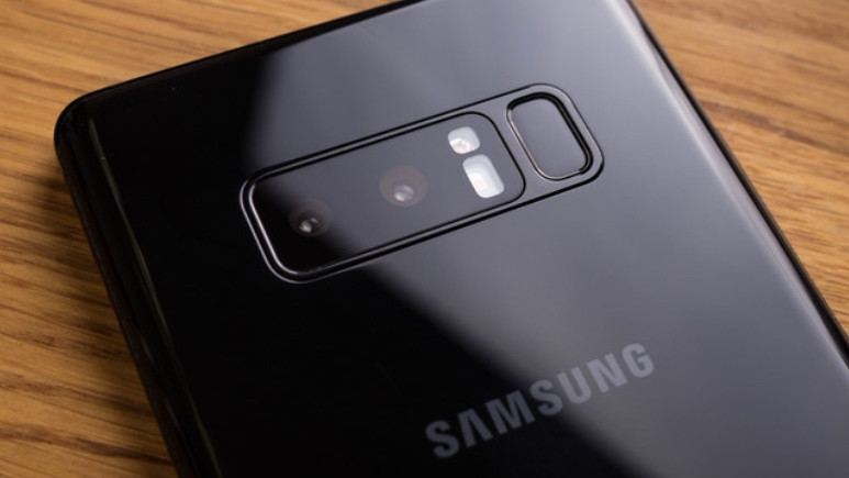 Uygun fiyatlı çift kameralı telefonlar geliyor