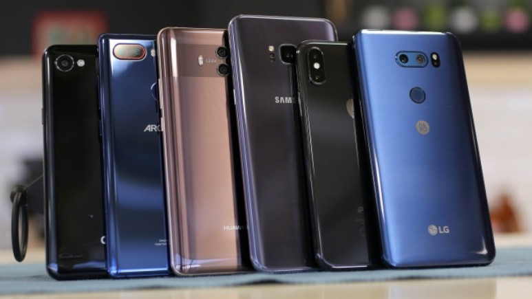 Telefon satışları bu yıl düşecek!