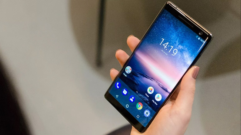 Nokia 8 Sirocco tanıtıldı!