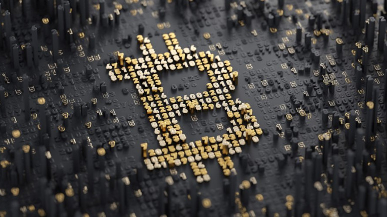 Bitcoin üretirken yangın çıktı