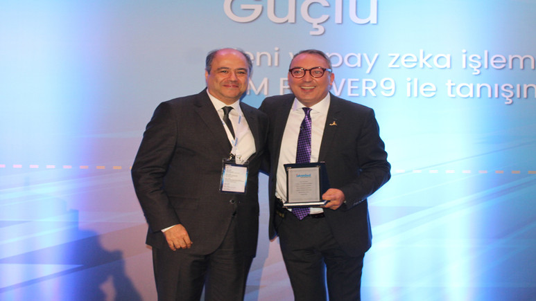 Yeni yapay zeka ürünü: IBM POWER9