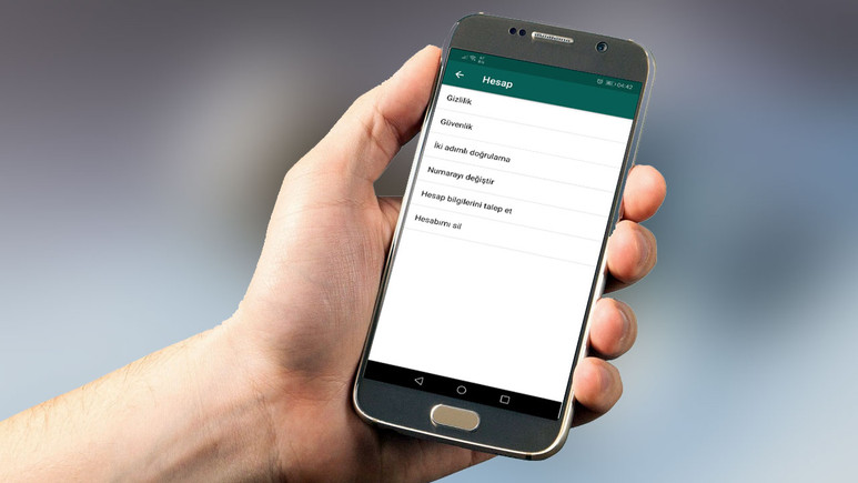 WhatsApp'ta hesap bilgileri nasıl istenir?