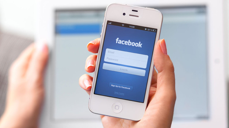 Gençler Facebook'u terk ediyor