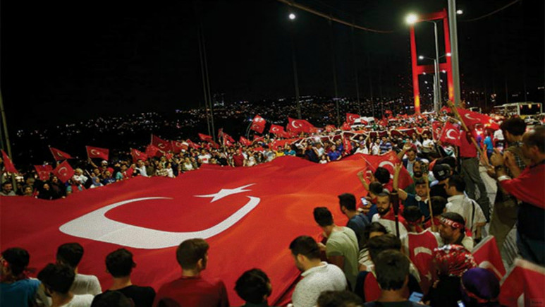 Türk Telekom'dan 15 Temmuz reklamı!
