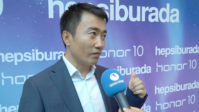 Honor 10'u Türkiye Başkanı'na sorduk (Video)