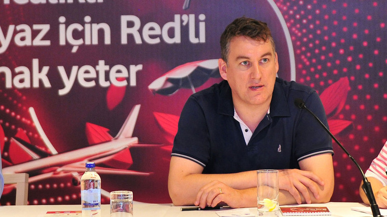 Cem Kıvırcık yazdı: Türkçe konuşan bir Vodafone CEO’su…