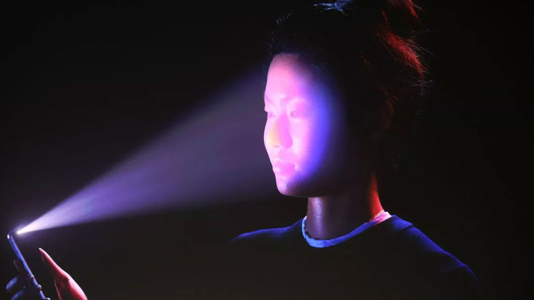 FBI iPhone'u FaceID kullanarak açtı