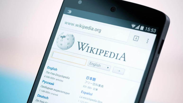 Wikipedia geri mi dönüyor?