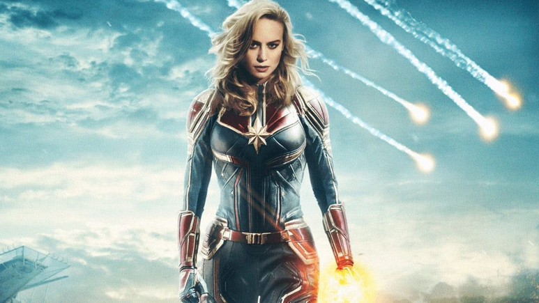 Merakla beklenen Captain Marvel posteri geldi!