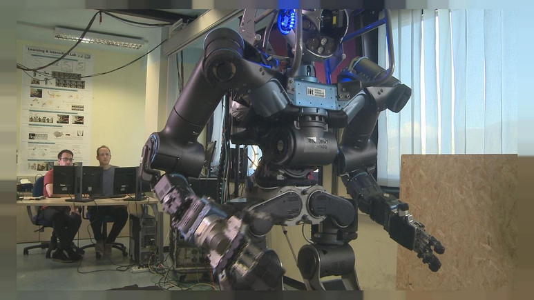 İnsan elini taklit eden robot geliştirildi!