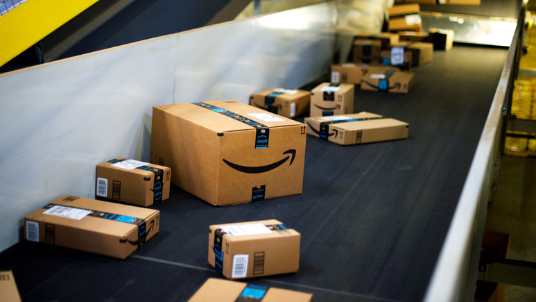 Amazon 24 çalışanı hastanelik etti!