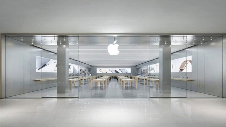 Apple Store böyle yağmalandı (Video)