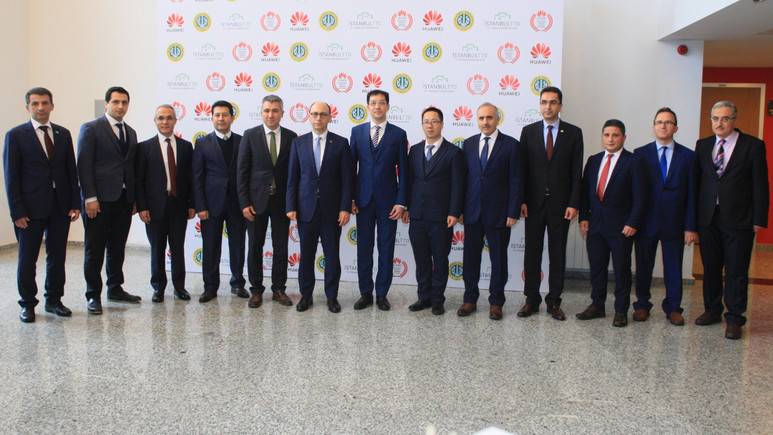 Huawei Yetkili Bilgi ve Ağ Akademisi Laboratuvarı açıldı!