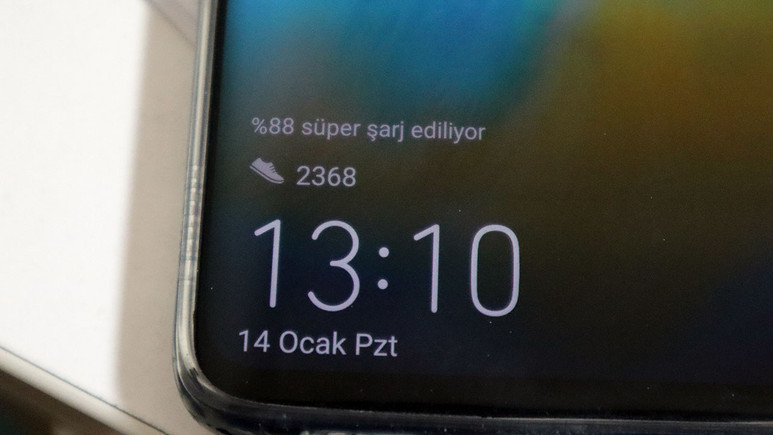 Huawei Mate 20 Pro pil ömrü ve hızlı şarj