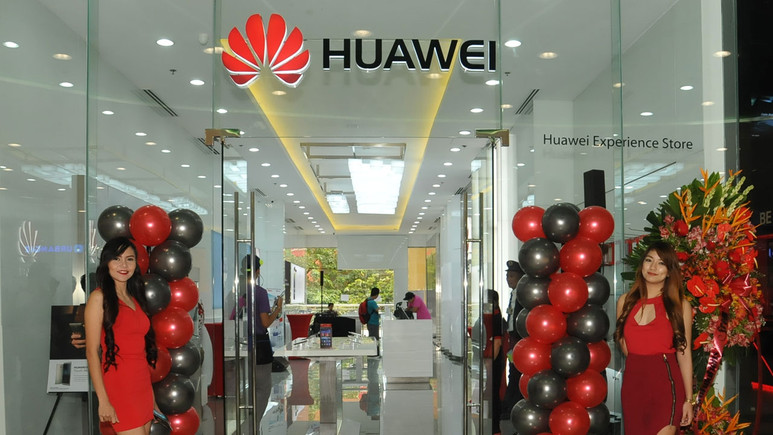 HUAWEI ilk deneyim mağazası sürprizlerle açılıyor